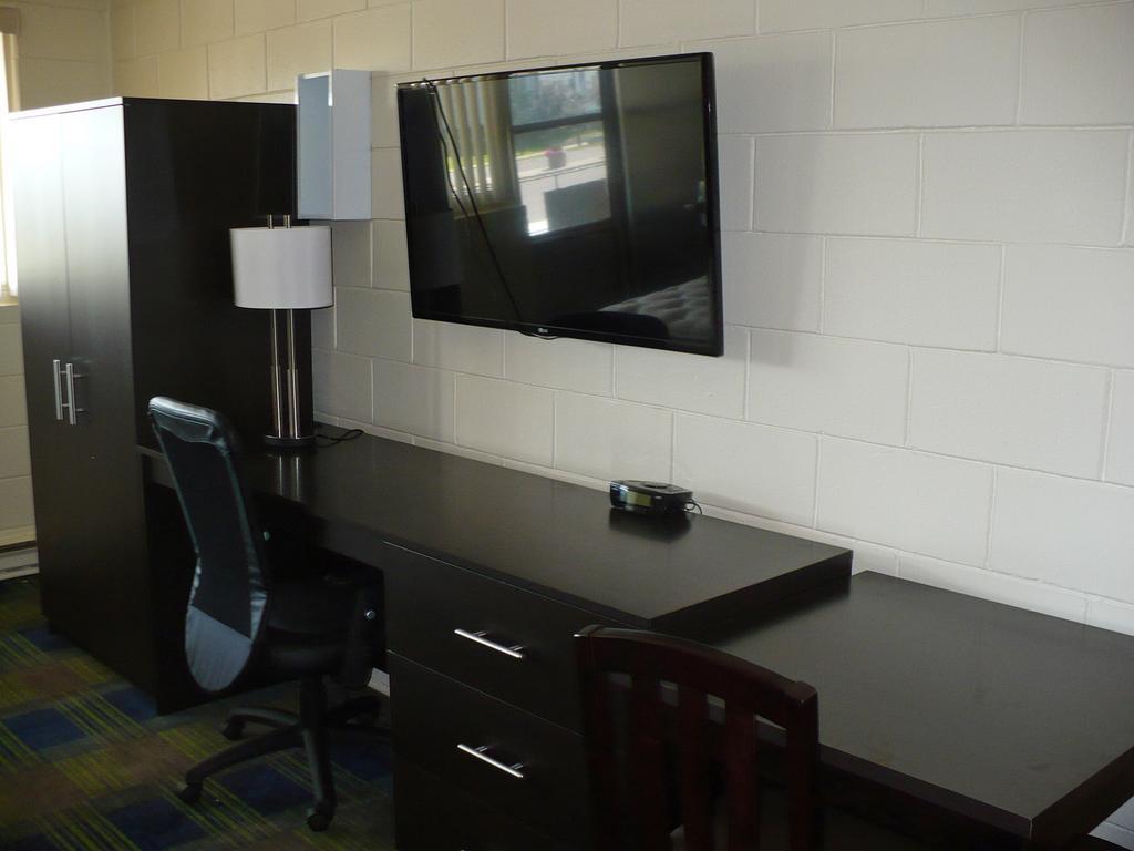 Westgate Inn Portage la Prairie Habitación foto